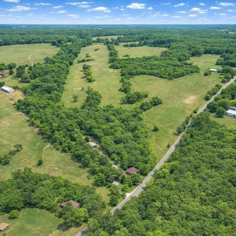 269 Salem Rd, Mcminnville, TN 37110