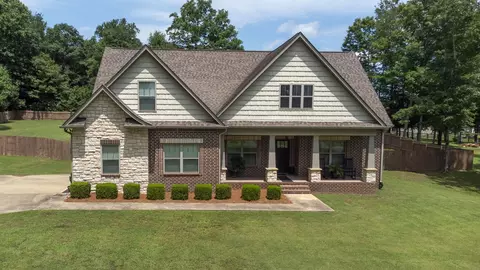1275 Camp Ravine Rd, Burns, TN 37029