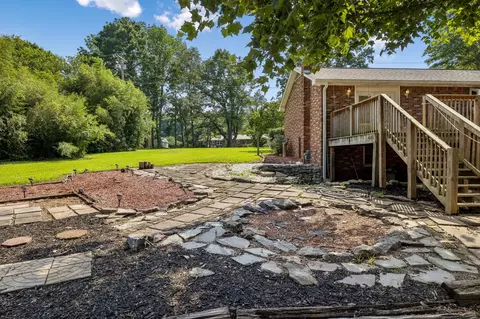 Exterior - 2009 Wolfe Rd, White Bluff, TN 37187 photo 5 of 10
