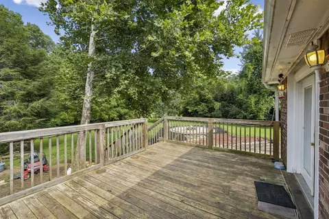Exterior - 2009 Wolfe Rd, White Bluff, TN 37187 photo 7 of 10