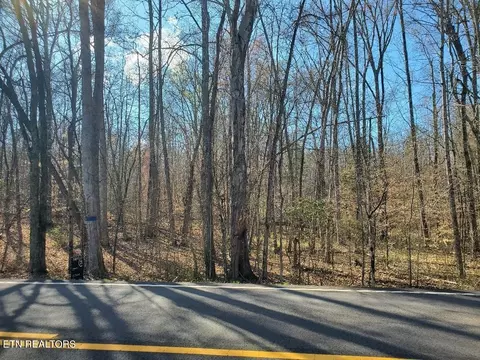 17 Highway 304, Decatur, TN 37322
