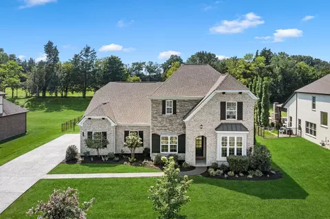 1127 Madison Mill Dr, Nolensville, TN 37135
