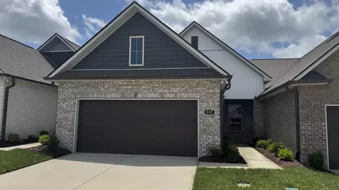 Exterior - 532 W Foxrun, Springfield, TN 37172 photo 1 of 4