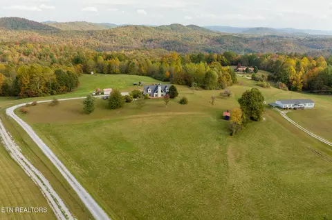 View/Area - 3767 Phillips Flats Rd, Oneida, TN 37841 photo 2 of 4