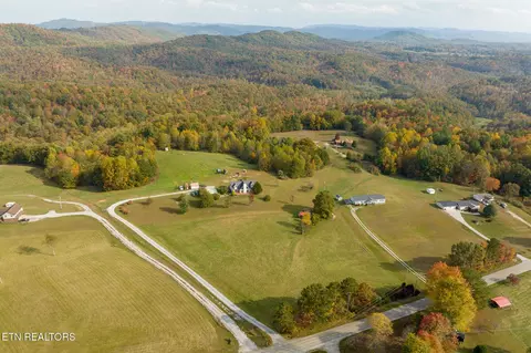 View/Area - 3767 Phillips Flats Rd, Oneida, TN 37841 photo 3 of 4