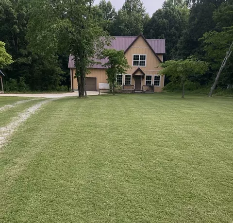 11114 Moss Branch Rd, Bon Aqua, TN 37025