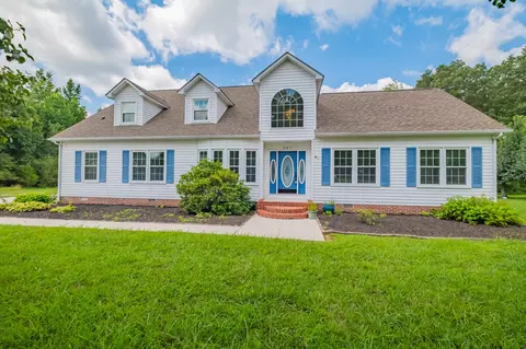 207 Ashley Ct, Tullahoma, TN 37388