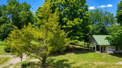 520 Ferrell Rd, Smithville, TN 37166