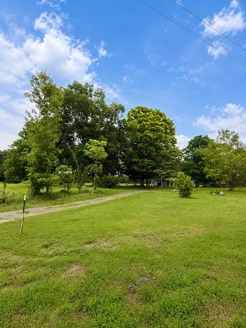 520 Ferrell Rd, Smithville, TN 37166