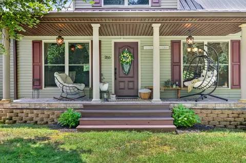 Exterior - 255 Sandy Rd, Dover, TN 37058 photo 4 of 15
