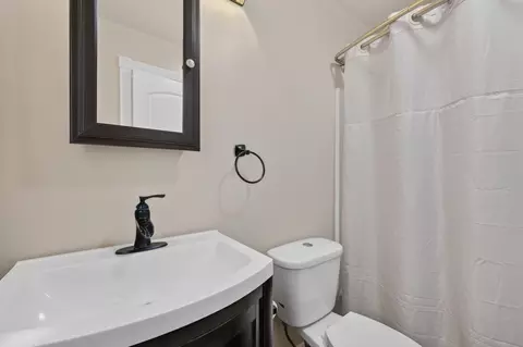 Bath - 255 Sandy Rd, Dover, TN 37058 photo 5 of 5