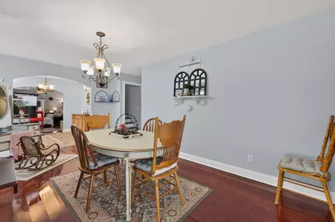 Dining - 255 Sandy Rd, Dover, TN 37058 photo 2 of 2