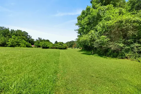 Exterior - 255 Sandy Rd, Dover, TN 37058 photo 12 of 15