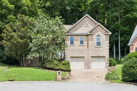 108 Glenway Ct, Nashville, TN 37221