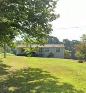 1613 Hickory Point Rd, Clarksville, TN 37043