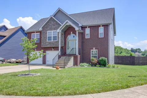 1336 Canyon Pl, Clarksville, TN 37042