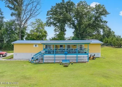 1309 Green Ct, Sevierville, TN 37876