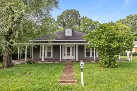 116 Vine St, Dover, TN 37058 photo 1