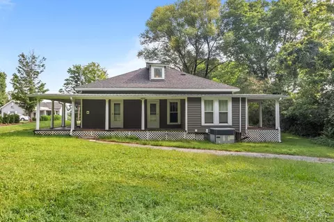 116 Vine St, Dover, TN 37058 photo 4