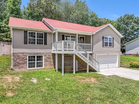 295 Farmway Dr SE, Cleveland, TN 37323