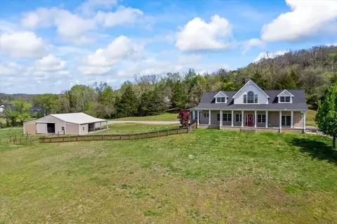 216 Old Wolf Hill Rd, Bethpage, TN 37022
