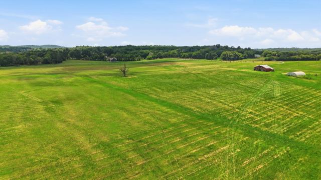 8001 Cainsville Rd, Lebanon, TN 37090