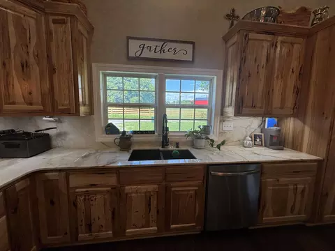 147 Black Ridge Rd, Lynnville, TN 38472