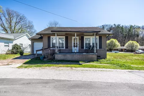 520 7th St, Rocky Top, TN 37769