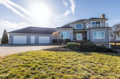 2750 Rausin Rd, Philadelphia, TN 37846