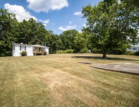 1312 Huffstetler Rd, Maryville, TN 37803