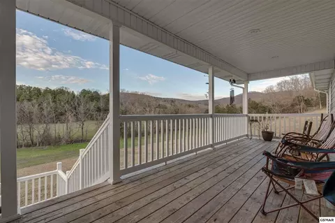 764 Sharp Rd, Sevierville, TN 37876 photo 7