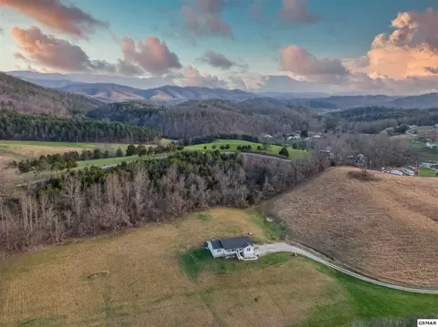764 Sharp Rd, Sevierville, TN 37876 photo 11