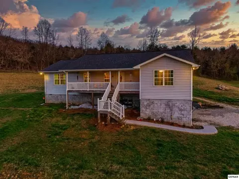 764 Sharp Rd, Sevierville, TN 37876 photo 1