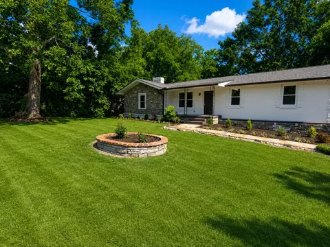 108 Hickory Hills Dr, Hendersonville, TN 37075