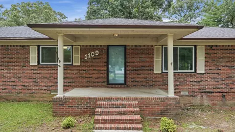 1109 Mcmahan St, Manchester, TN 37355