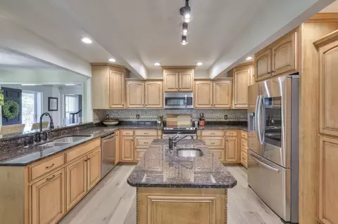 Kitchen - 1880 E Compton Rd, Murfreesboro, TN 37130 photo 2 of 5