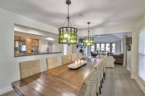 Dining - 1880 E Compton Rd, Murfreesboro, TN 37130 photo 1 of 2