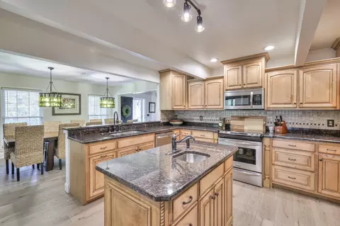 Kitchen - 1880 E Compton Rd, Murfreesboro, TN 37130 photo 3 of 5