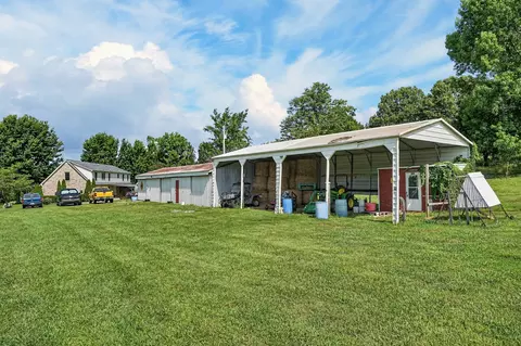 Exterior - 1377 Chestnut Grove Rd, Morrison, TN 37357 photo 13 of 15