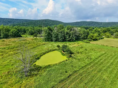View/Area - 1377 Chestnut Grove Rd, Morrison, TN 37357 photo 3 of 9