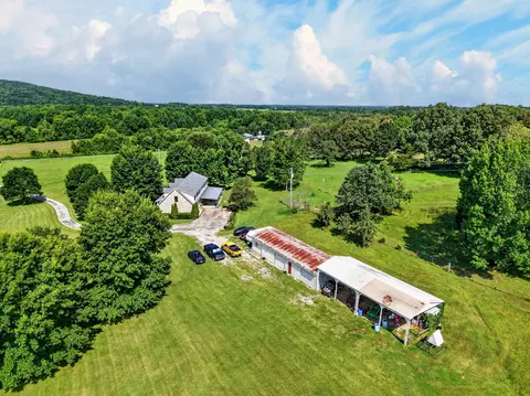 View/Area - 1377 Chestnut Grove Rd, Morrison, TN 37357 photo 2 of 9