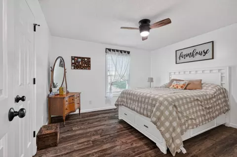 Bedroom - 1377 Chestnut Grove Rd, Morrison, TN 37357 photo 4 of 8