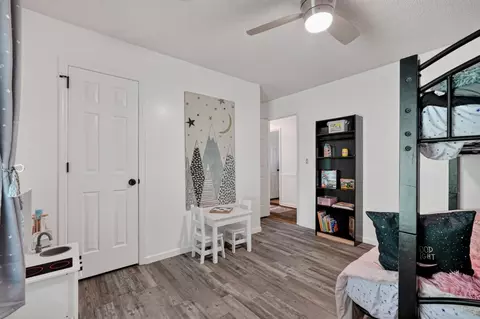 Bedroom - 1377 Chestnut Grove Rd, Morrison, TN 37357 photo 6 of 8