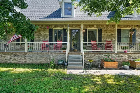 Exterior - 1377 Chestnut Grove Rd, Morrison, TN 37357 photo 3 of 15