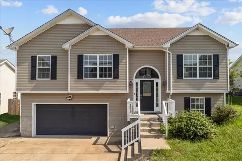 1613 Broad Cir, Clarksville, TN 37042
