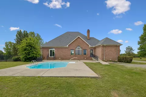 Exterior - 314 Fairview Rd, Dickson, TN 37055 photo 15 of 22