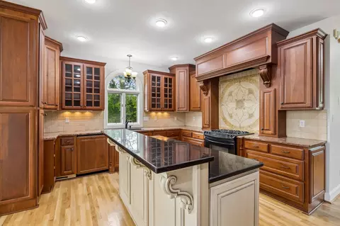 Kitchen - 314 Fairview Rd, Dickson, TN 37055 photo 2 of 5