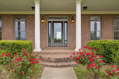 Exterior - 314 Fairview Rd, Dickson, TN 37055 photo 3 of 22