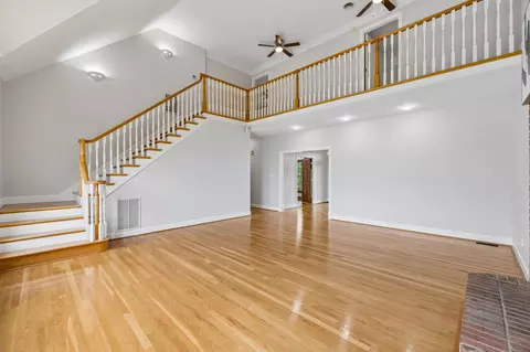 Living - 314 Fairview Rd, Dickson, TN 37055 photo 6 of 6