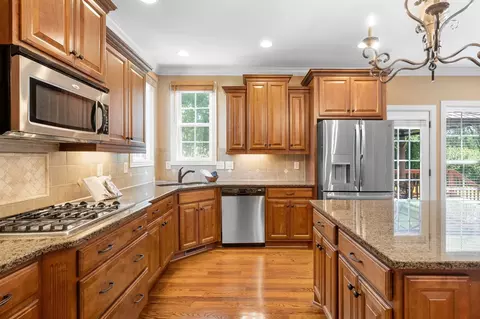 Kitchen - 2003 Fishers Loop, Spring Hill, TN 37174 photo 2 of 5